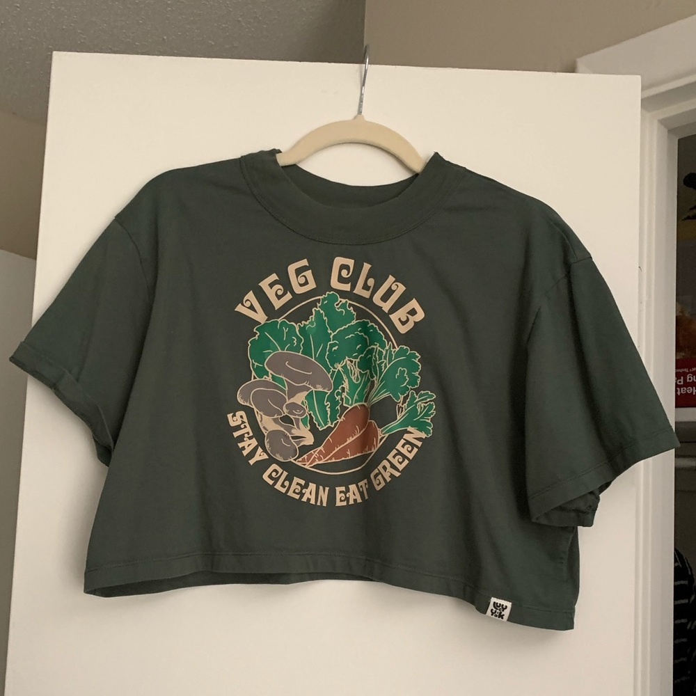 NWOT Lucy & Yak Veg Club Green Crop Top